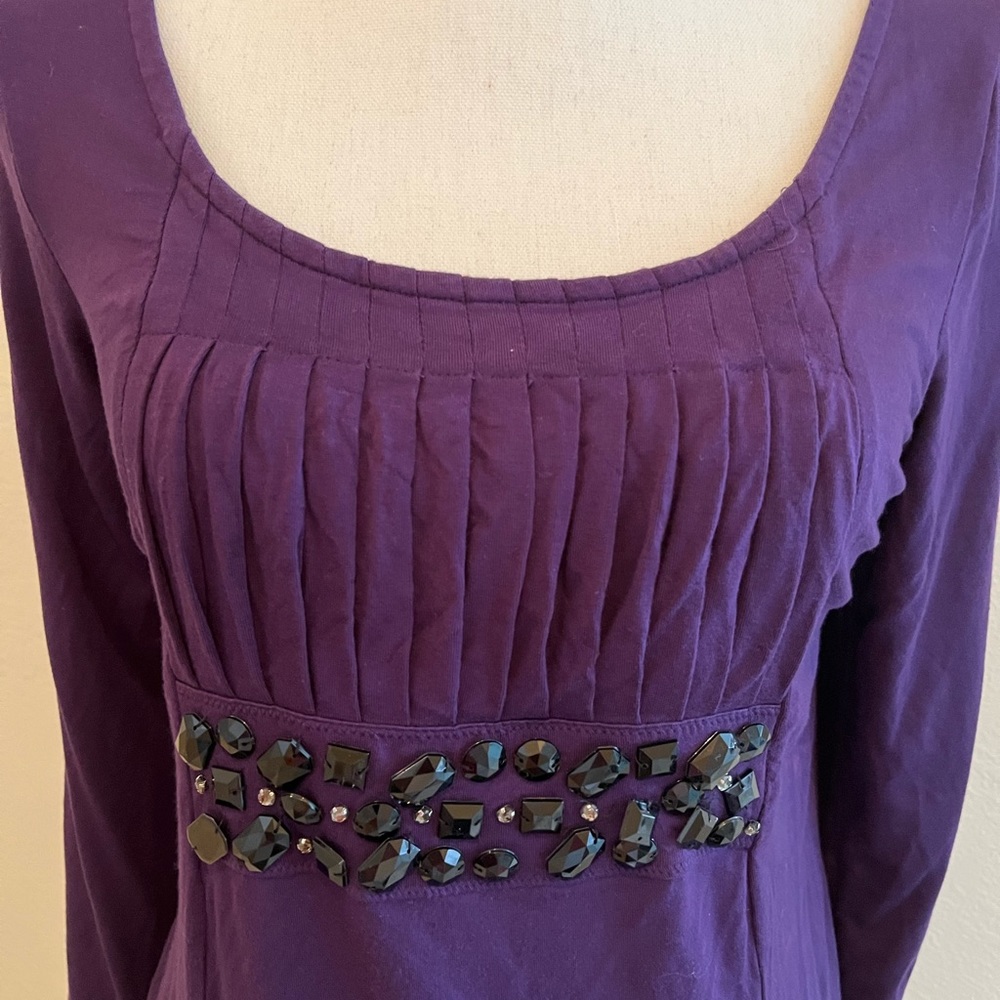 Cute lightweight Emma , James, medium purple or eggplant color. 3/4 sleeves.